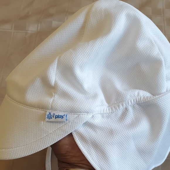 White kids summer hat - Picture 4 of 4